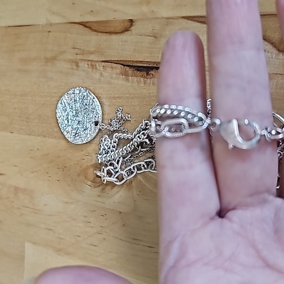 Triple Necklace  Beautiful 😍 - Picture 7 of 7